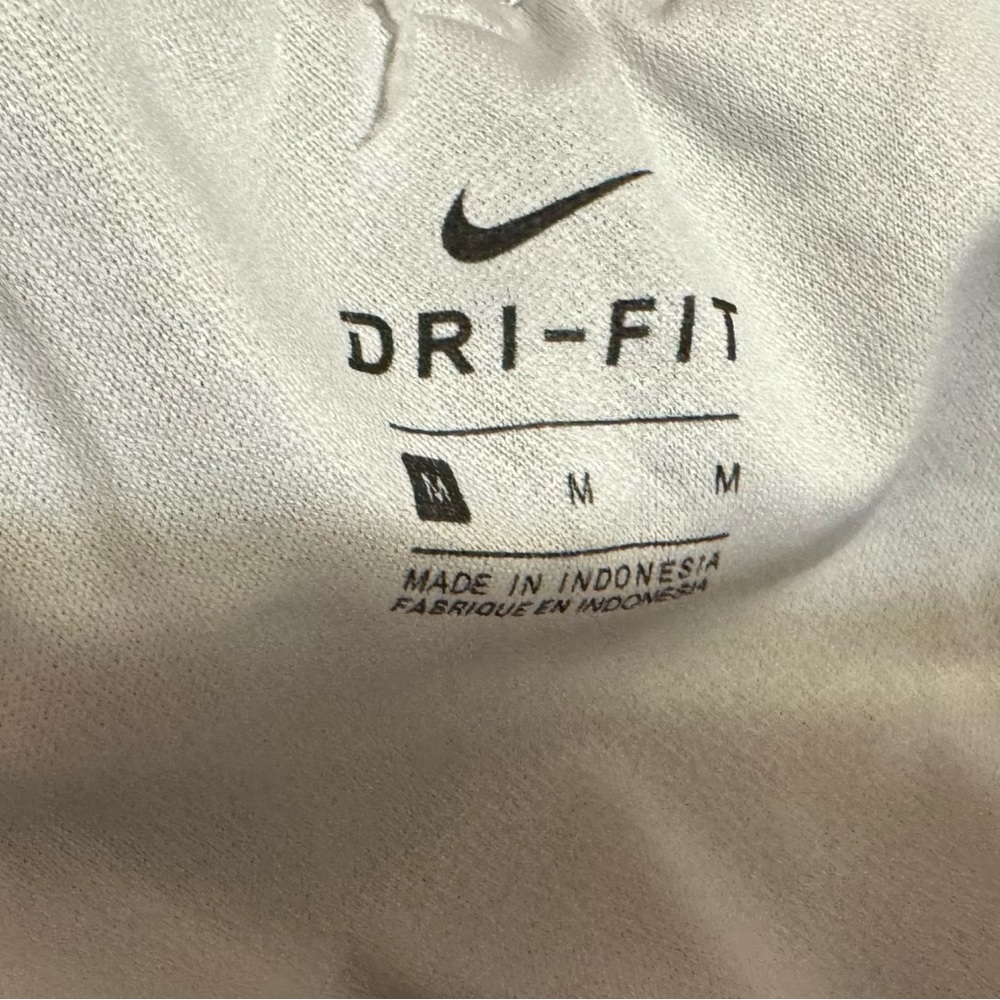 Nike DRI-FIT Grey Shorts / medium - Picture 4 of 4